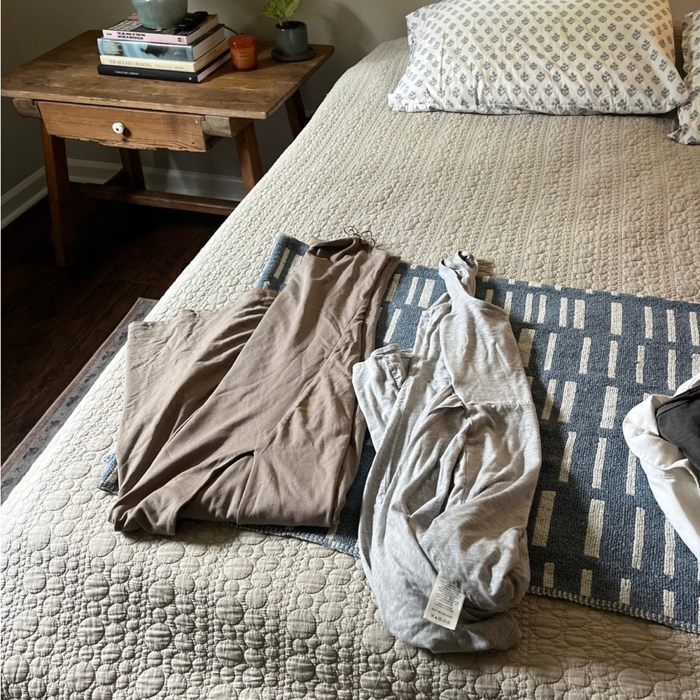 Aritzia dress bundle